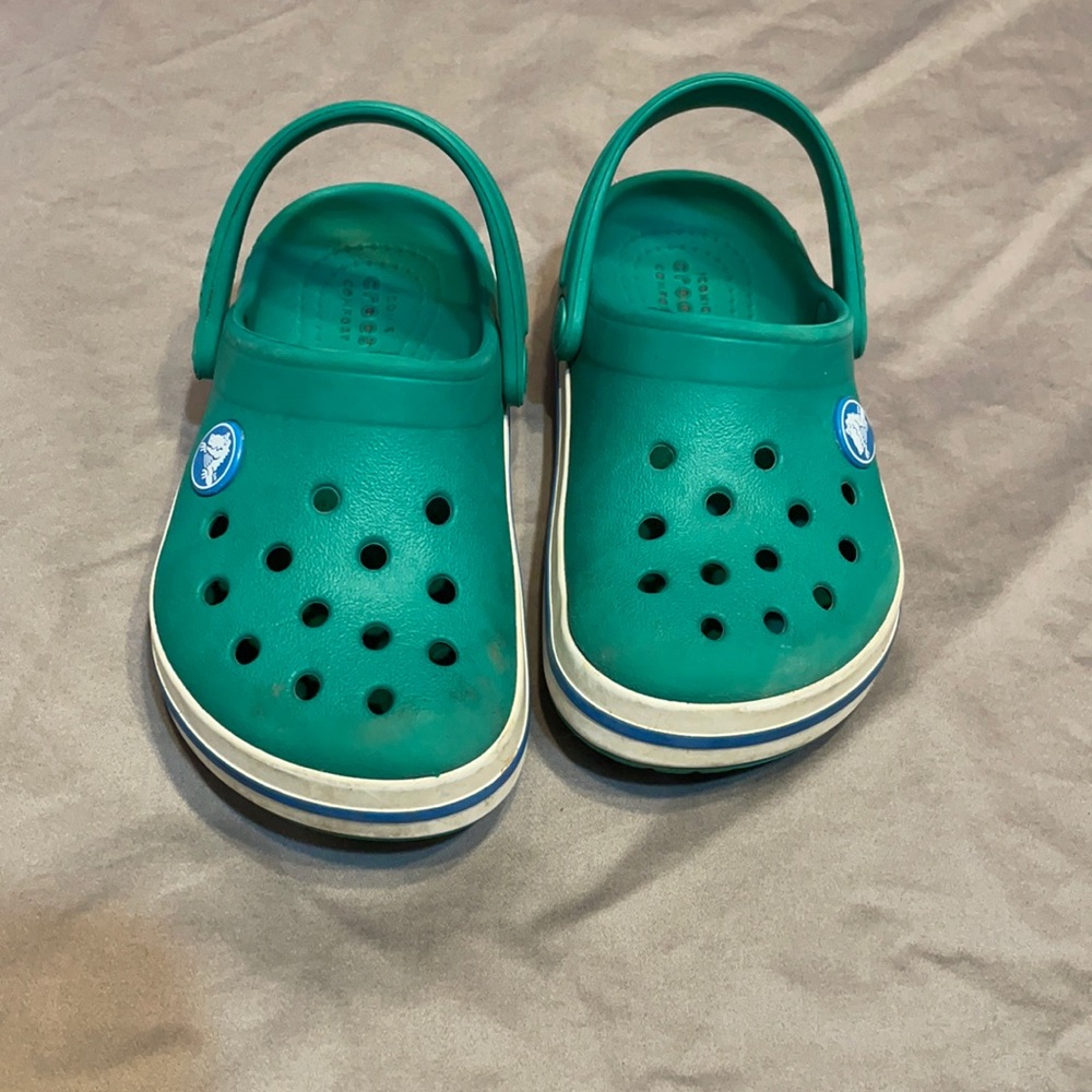 Green crocs